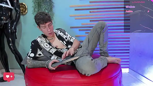 french sexx online show from November 6, 2025, 7:37 pm