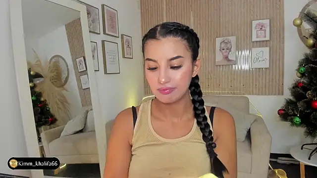 Snapshot of Kimm_khalifa chatting on January 11, 2025, 9:04 pm Kimm khalifa online show from January 11, 2025, 9:04 pm