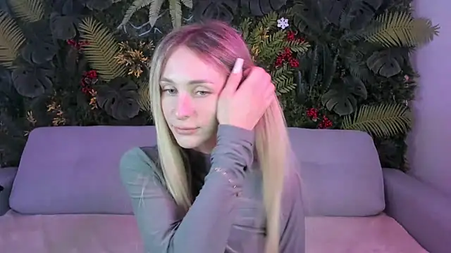 Horny Blond online show from September 15, 2025, 8:03 am