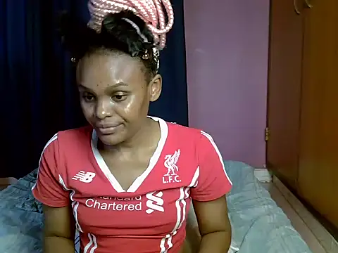 Queen petite  online show from May 25, 2026, 8:53 am