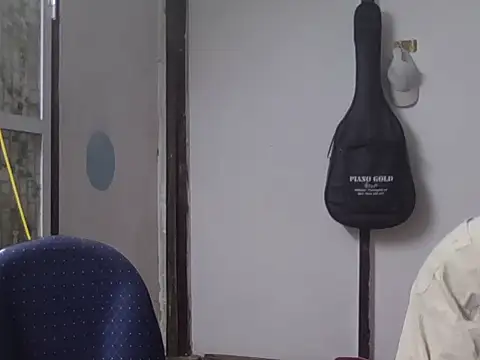 Snapshot of MaiHuong77 chatting on November 9, 2025, 4:55 am MaiHuong77 online show from November 9, 2025, 4:55 am