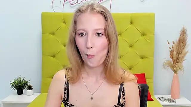 LolaWilsons online show from March 19, 2026, 7:23 am