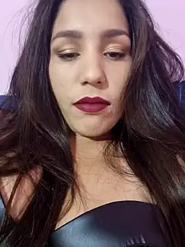 Snapshot of Anne04 chatting on December 9, 2024, 4:58 pm Anne04 online show from December 9, 2024, 4:58 pm