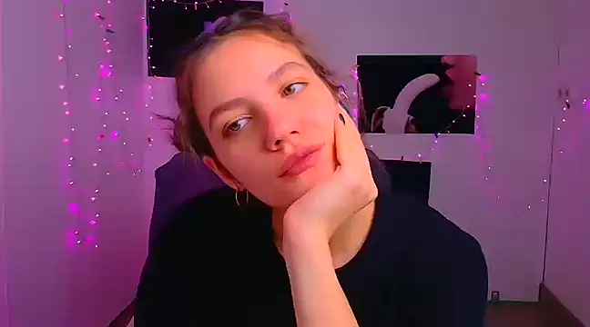 Dana Joy  online show from December 8, 2024, 9:35 am