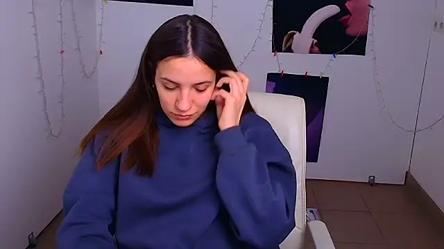 Dana Joy  online show from December 11, 2024, 12:34 pm