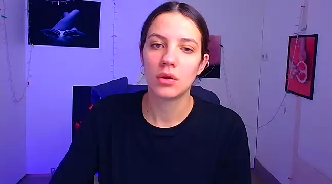 Dana Joy  online show from December 18, 2024, 8:31 am