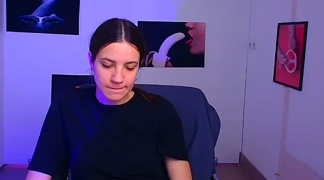 Dana Joy  online show from December 24, 2024, 12:33 pm