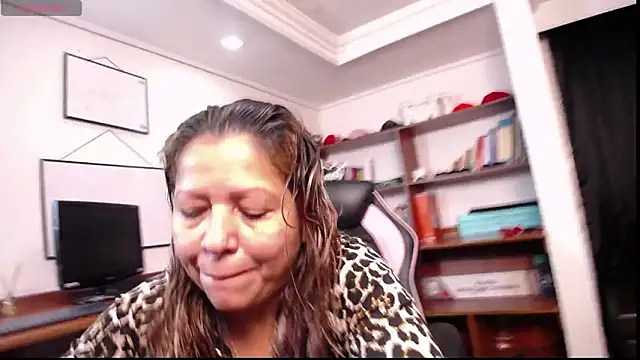 LiaTaylorr online show from March 5, 2026, 12:01 pm