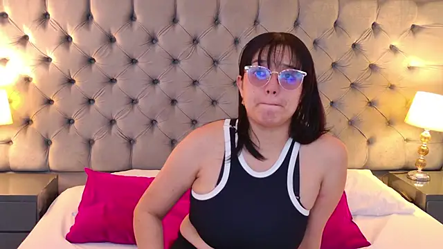 SamantaG online show from March 17, 2026, 1:36 pm