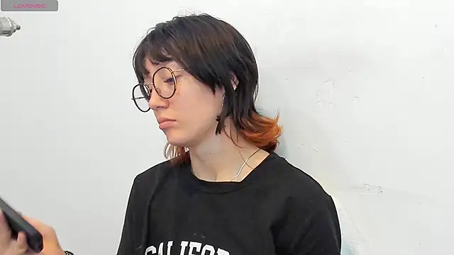 Snapshot of lizzy_davis_1 chatting on February 25, 2026, 3:49 am lizzy davis 1 online show from February 25, 2026, 3:49 am