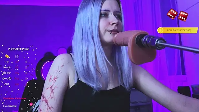 Snapshot of SpectraSirens chatting on February 17, 2025, 9:41 pm SpectraSirens online show from February 17, 2025, 9:41 pm