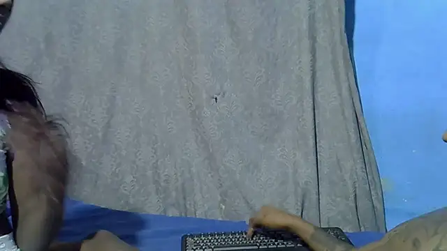 indiangeni20 online show from April 15, 2026, 7:43 pm