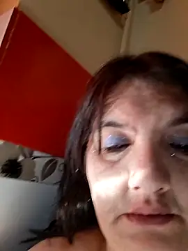 SexyNicool35 online show from April 15, 2026, 5:14 am