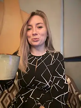 Crazy-Rosa online show from January 18, 2025, 4:10 pm