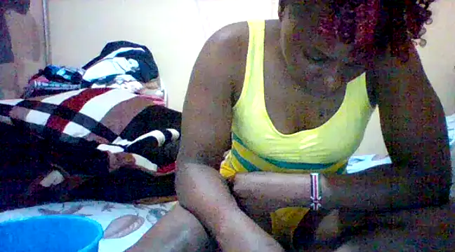 Snapshot of EBONYVANILLA02 chatting on February 5, 2025, 6:59 pm EBONYVANILLA02 online show from February 5, 2025, 6:59 pm