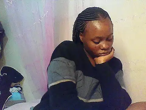 Snapshot of EBONYVANILLA02 chatting on October 18, 2025, 7:25 pm EBONYVANILLA02 online show from October 18, 2025, 7:25 pm