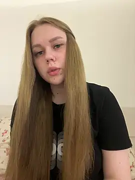 Marylallka5 online show from July 18, 2026, 9:18 pm