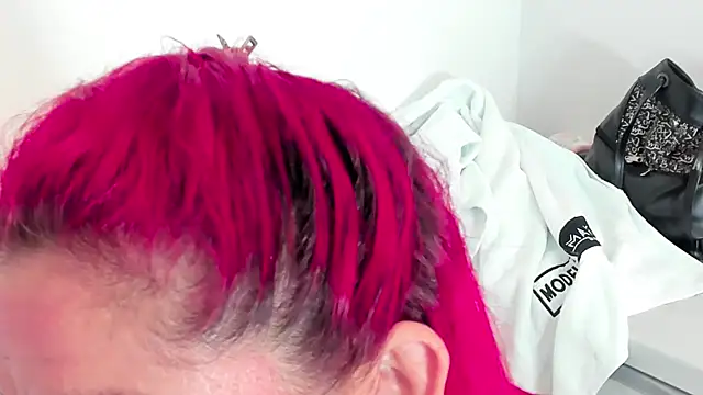 Aaliyah Padron online show from December 21, 2024, 8:10 pm