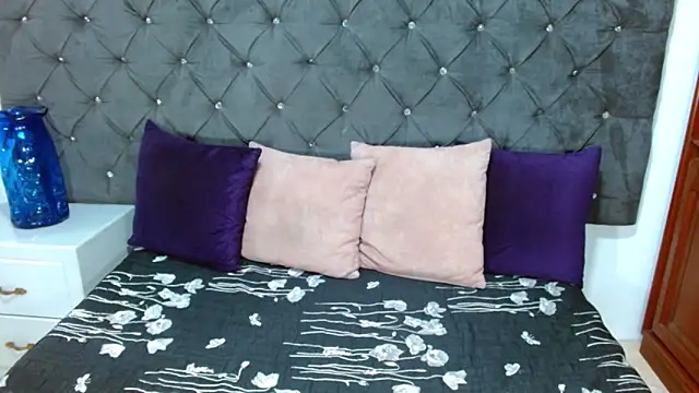 shannonvega1 online show from January 31, 2026, 8:18 pm