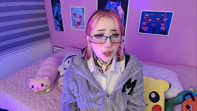 Miwa violet online show from March 29, 2026, 1:49 am