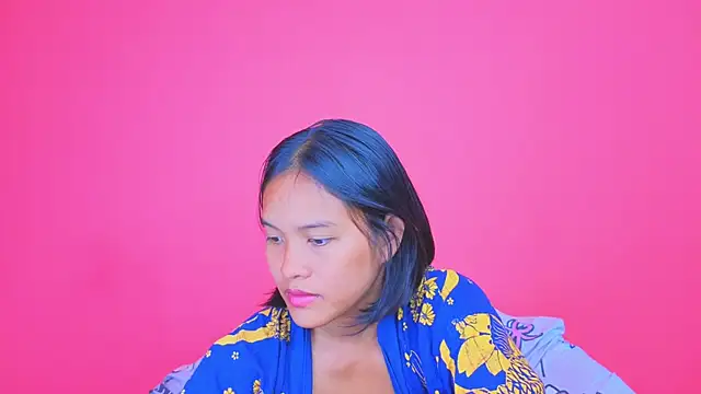 Natsu   online show from January 16, 2025, 10:21 am