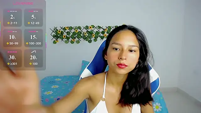 Emma-mae online show from September 11, 2025, 10:04 am