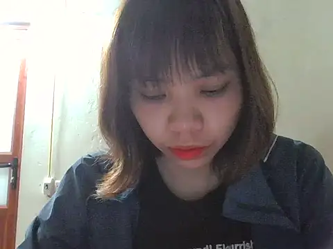 Angela-Eira online show from October 23, 2025, 9:02 pm