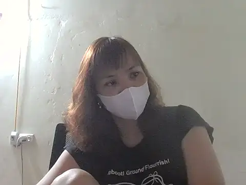 Snapshot of Angela-Eira chatting on June 10, 2026, 7:24 pm Angela-Eira online show from June 10, 2026, 7:24 pm