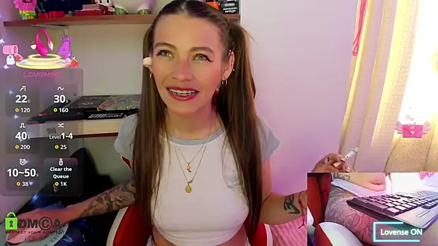 Snapshot of sweetlittlelisa chatting on September 30, 2025, 4:12 pm sweetlittlelisa online show from September 30, 2025, 4:12 pm