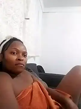 lovelyassbitch online show from February 14, 2025, 11:42 pm