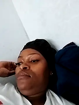 lovelyassbitch online show from February 17, 2025, 11:13 am