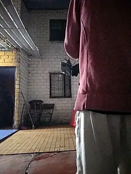 weedmanhot28 online show from September 12, 2025, 12:11 am