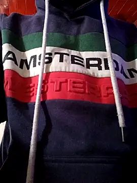 weedmanhot28 online show from October 25, 2025, 8:25 pm