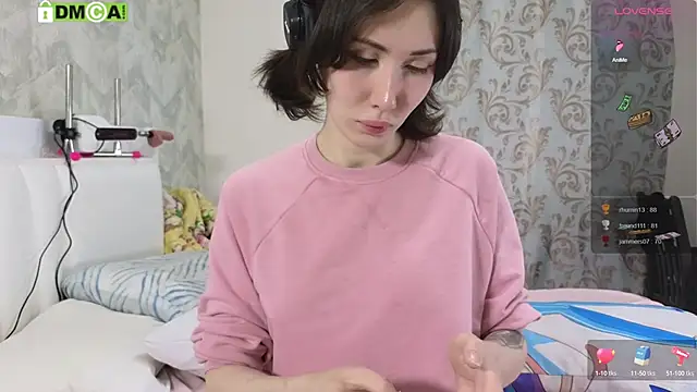 Snapshot of KawaiiNullify chatting on September 27, 2025, 12:10 pm KawaiiNullify online show from September 27, 2025, 12:10 pm