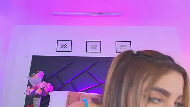 SophieCarther online show from September 24, 2025, 12:08 pm