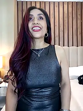 Snapshot of MonicaMoret chatting on March 12, 2025, 6:22 pm MonicaMoret online show from March 12, 2025, 6:22 pm