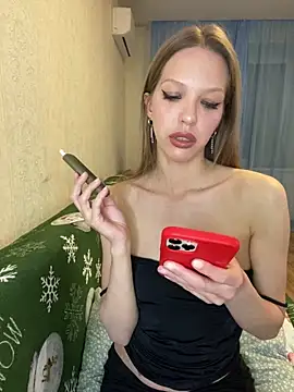 KateMariett online show from May 12, 2026, 9:12 pm