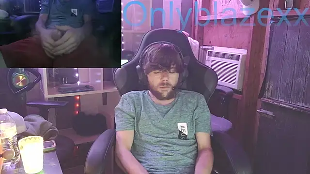 OnlyBlazexx online show from January 11, 2026, 6:18 am