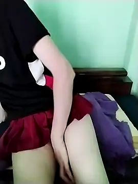 Snapshot of Luxcute286 chatting on June 25, 2026, 9:47 am Luxcute286 online show from June 25, 2026, 9:47 am