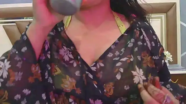 Manpreet cute online show from May 11, 2026, 4:37 pm