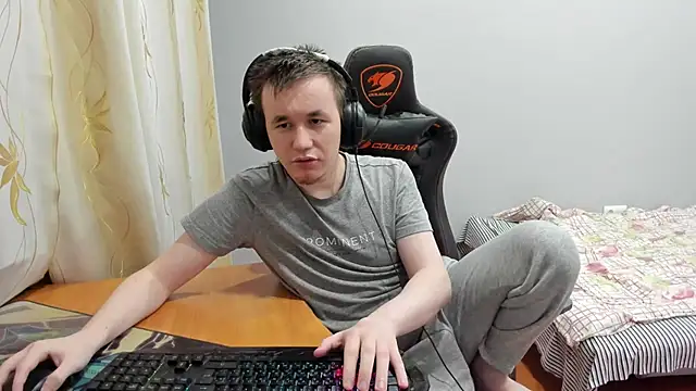 iliaskrislove online show from November 26, 2025, 2:45 am