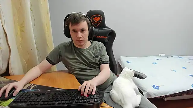 iliaskrislove online show from January 7, 2026, 4:31 pm