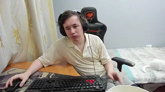 iliaskrislove online show from February 21, 2026, 12:11 am