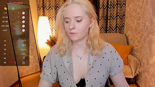 Aemilia  online show from January 31, 2025, 6:57 am