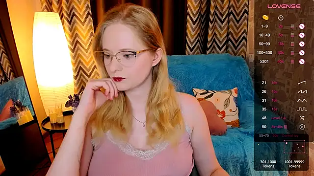 Aemilia  online show from November 23, 2025, 6:13 am