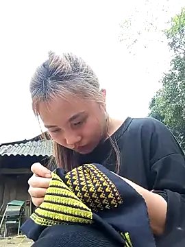 tamaien online show from March 23, 2025, 8:59 am