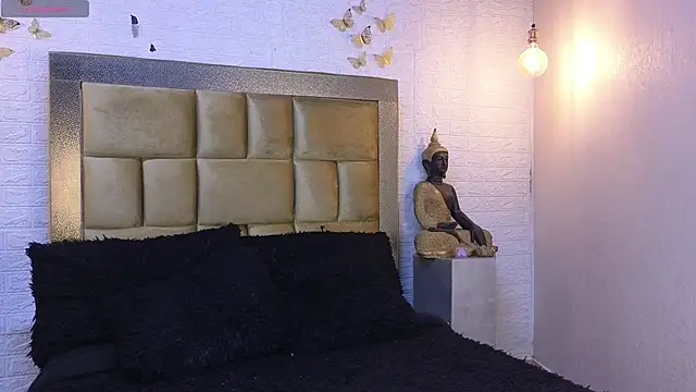 ximenawilliamss online show from November 2, 2025, 11:18 pm