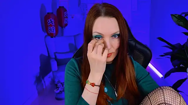 VandaRossi online show from February 5, 2025, 11:12 am