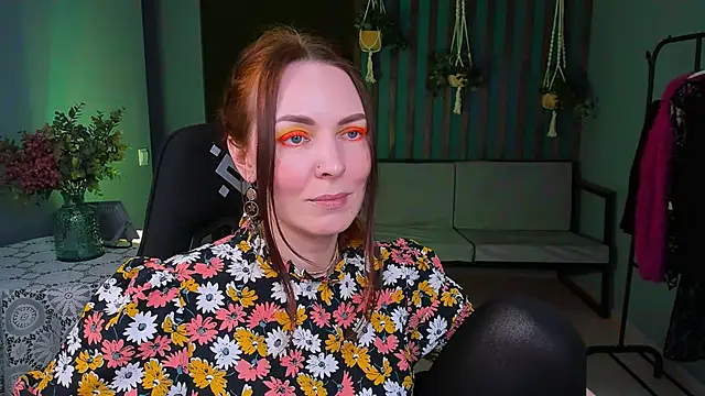 VandaRossi online show from February 20, 2025, 3:30 pm