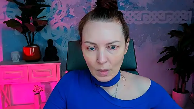 VandaRossi online show from September 26, 2025, 10:19 am